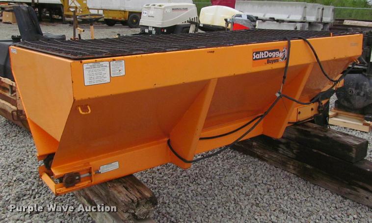 image for item DT9204 Salt Dogg SCH0966 spreader box
