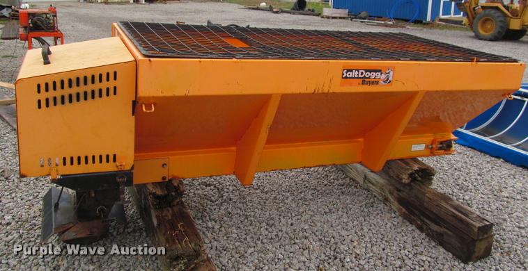 image for item DT9204 Salt Dogg SCH0966 spreader box