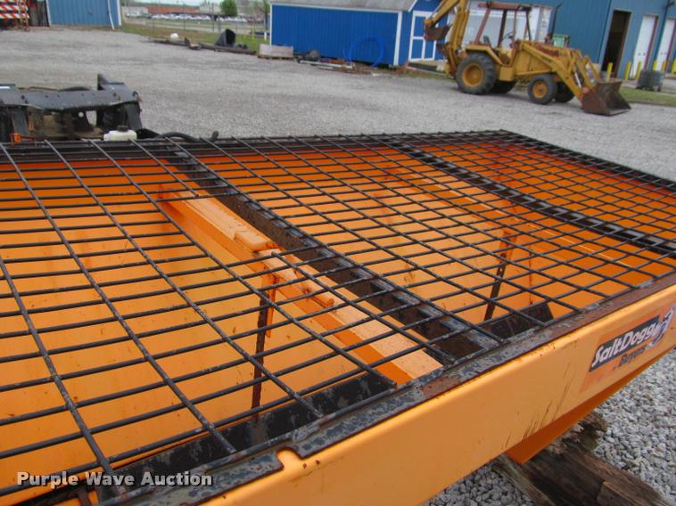 image for item DT9204 Salt Dogg SCH0966 spreader box