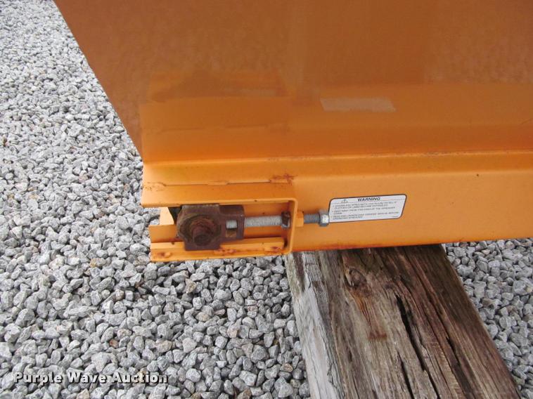 image for item DT9204 Salt Dogg SCH0966 spreader box