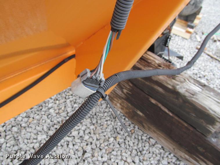 image for item DT9204 Salt Dogg SCH0966 spreader box