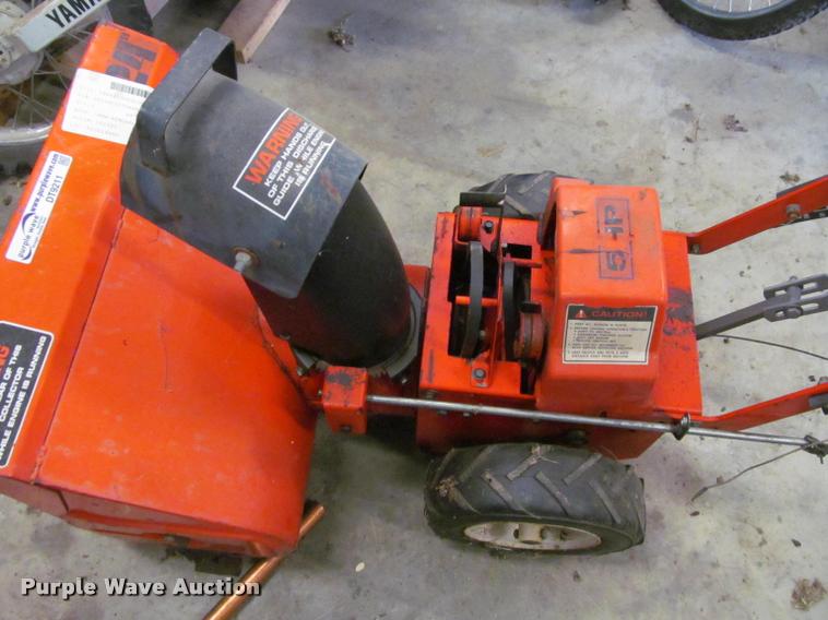 image for item DT9211 Gilson 553232 snow blower