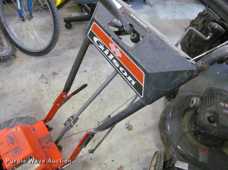 image for item DT9211 Gilson 553232 snow blower