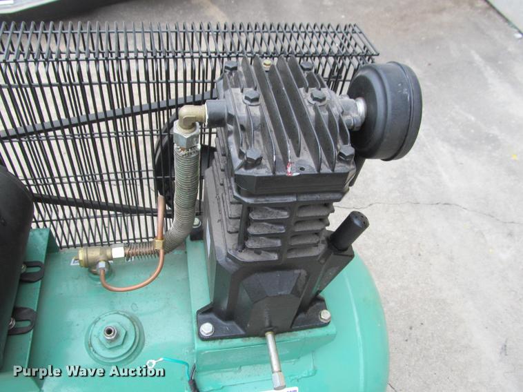 image for item DT9214 Speedaire 1NNF6 air compressor