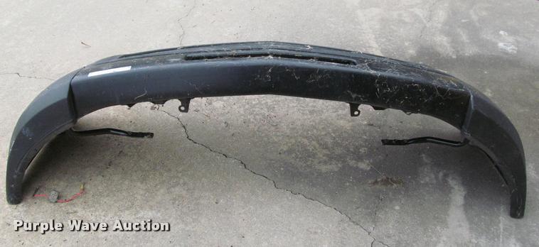 image for item DT9215 (2) 2012 Chevrolet 1500 front bumpers
