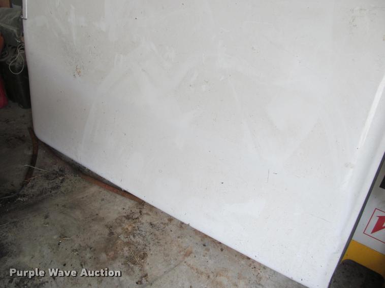 image for item DT9218 ATC pickup truck bed cover