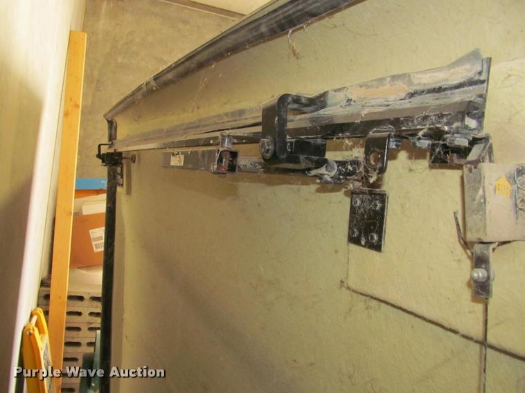 image for item DT9218 ATC pickup truck bed cover