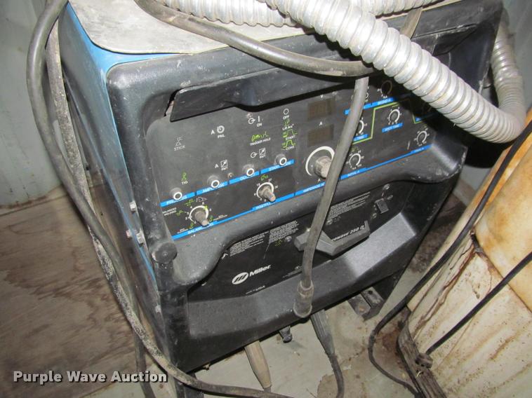 image for item DT9222 (2) Miller Electric Syncrowave 250 DX tig welders