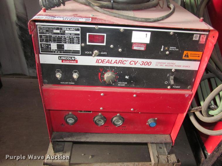 image for item DT9229 (3) Lincoln Electric welders
