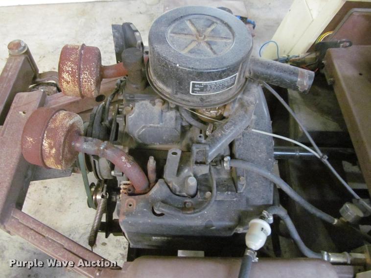 image for item DT9516 Grasshopper 7210 lawn mower