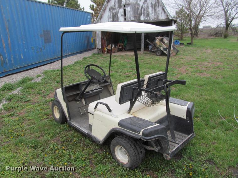 image for item DT9517 Ez-go golf cart
