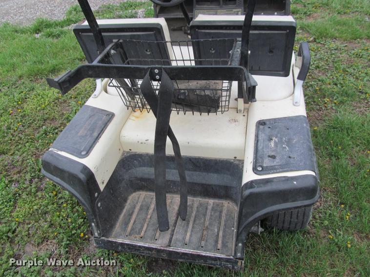 image for item DT9517 Ez-go golf cart
