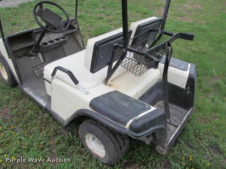 image for item DT9517 Ez-go golf cart