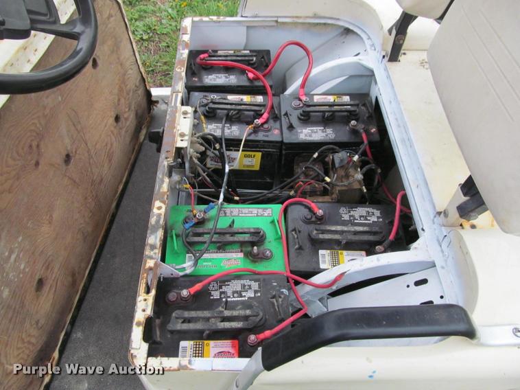 image for item DT9517 Ez-go golf cart
