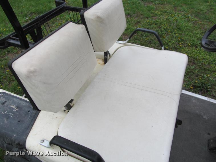 image for item DT9517 Ez-go golf cart