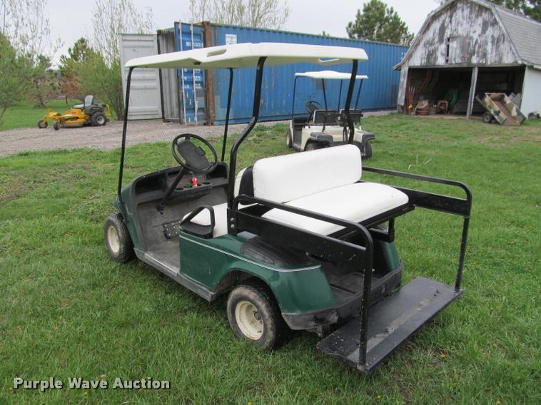 image for item DT9518 Ez-go golf cart