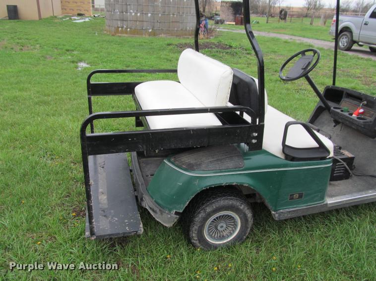 image for item DT9518 Ez-go golf cart