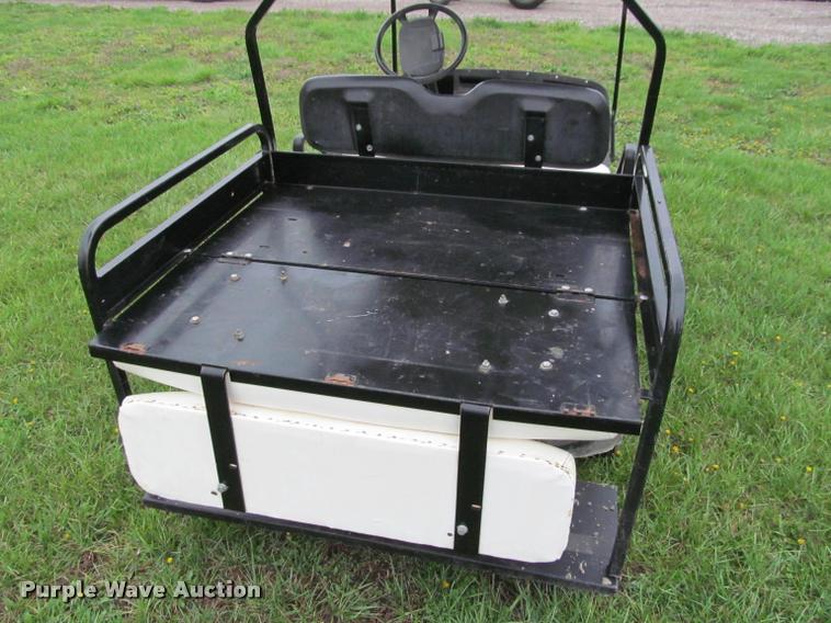 image for item DT9518 Ez-go golf cart
