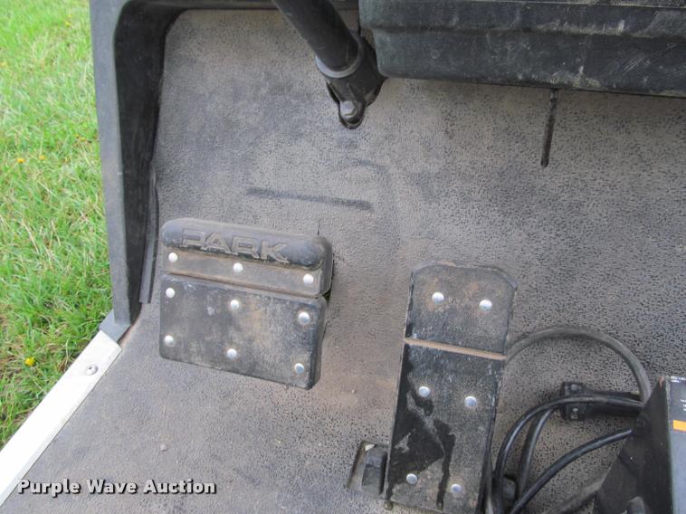 image for item DT9518 Ez-go golf cart