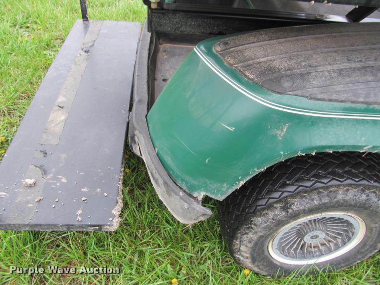 image for item DT9518 Ez-go golf cart