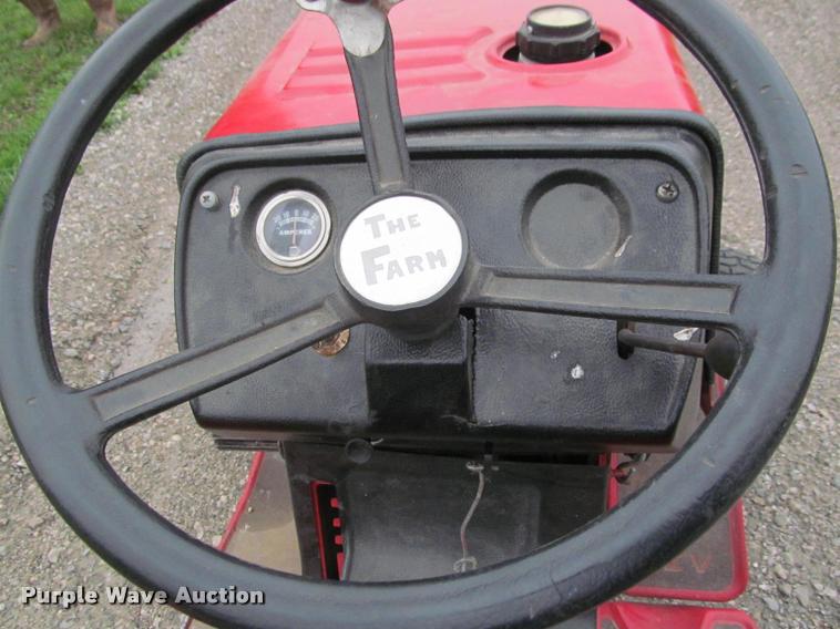 image for item DT9519 Snapper 1855A lawn tractor