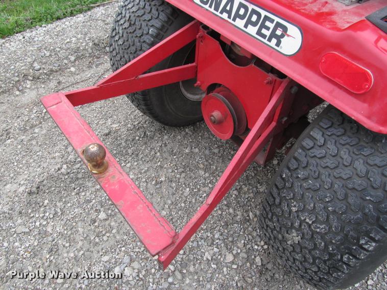 image for item DT9519 Snapper 1855A lawn tractor