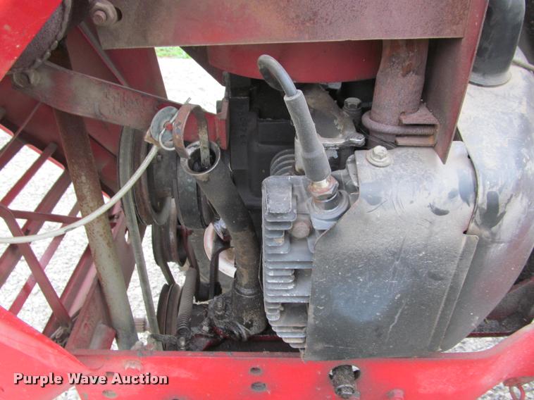 image for item DT9519 Snapper 1855A lawn tractor