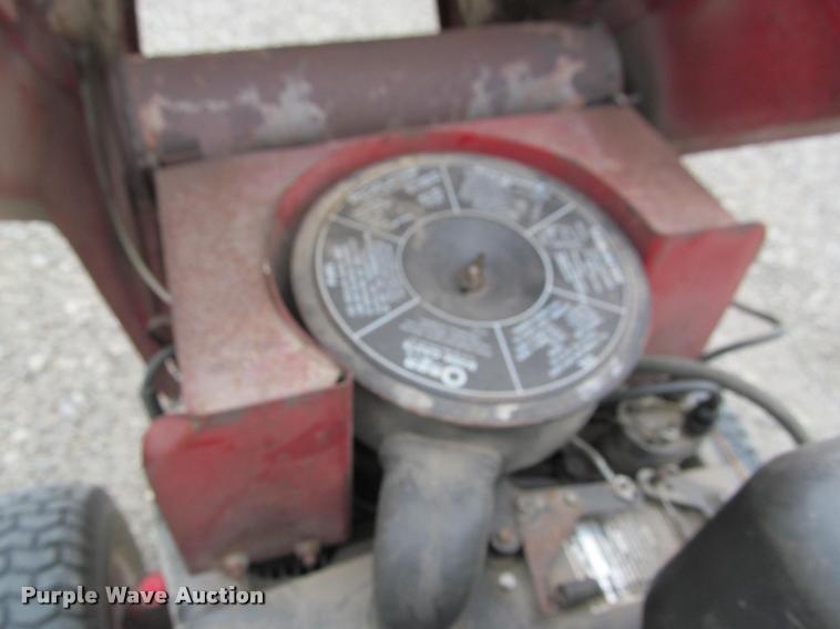 image for item DT9519 Snapper 1855A lawn tractor