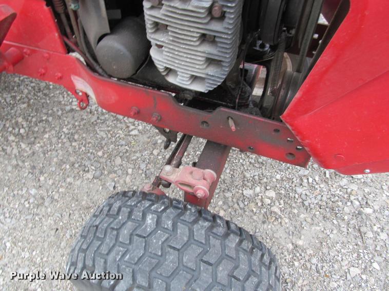 image for item DT9519 Snapper 1855A lawn tractor