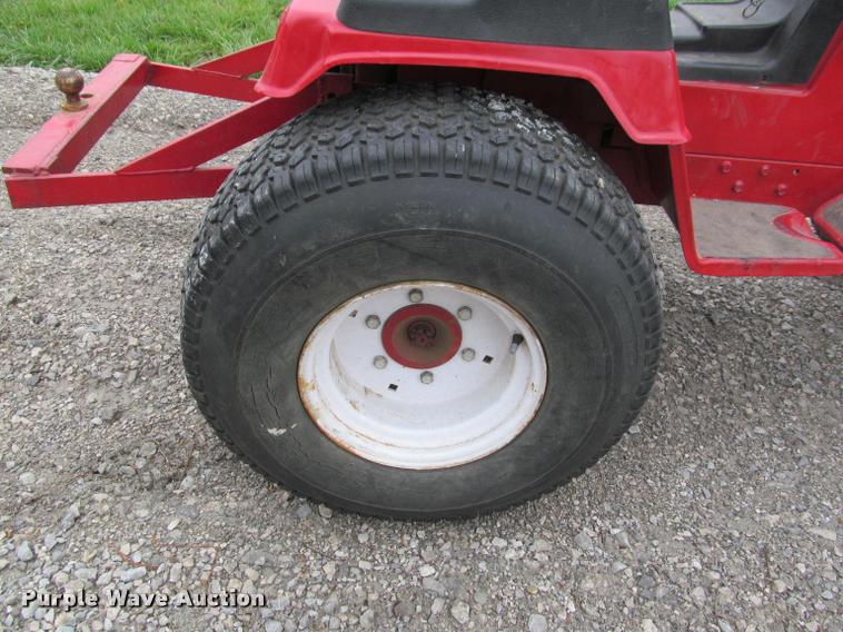 image for item DT9519 Snapper 1855A lawn tractor