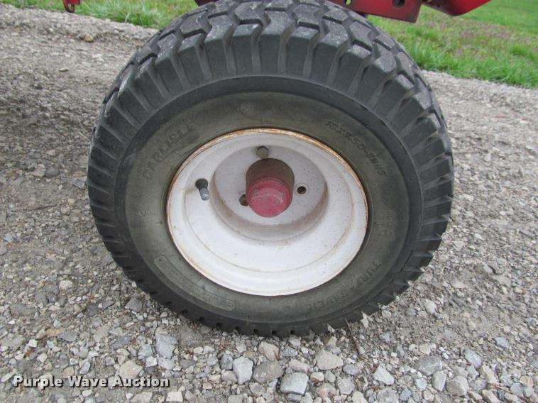 image for item DT9519 Snapper 1855A lawn tractor