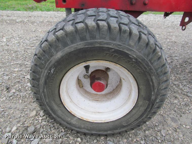 image for item DT9519 Snapper 1855A lawn tractor