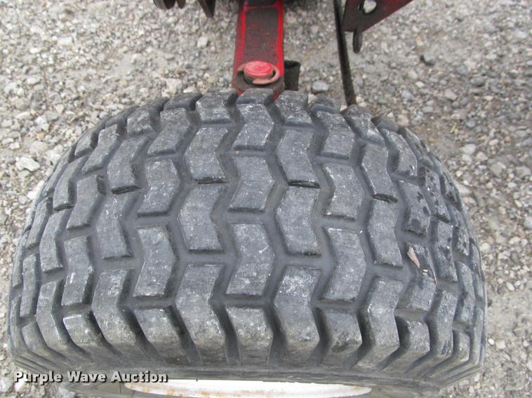image for item DT9519 Snapper 1855A lawn tractor