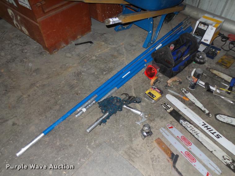 image for item J1521 Lawn and garden equipment