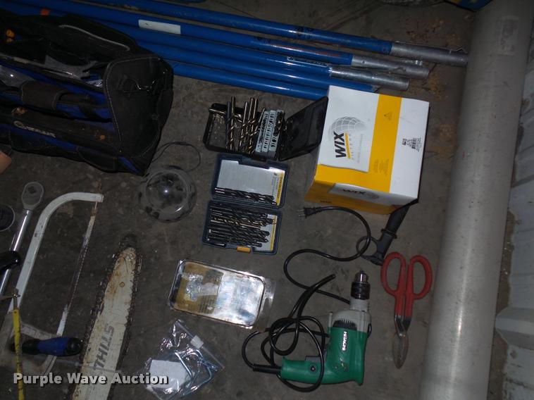 image for item J1521 Lawn and garden equipment