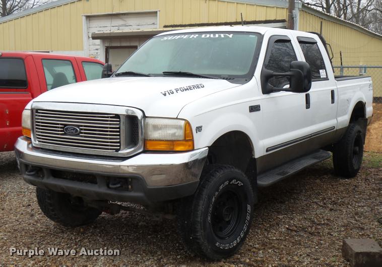 image for item J1525 2000 Ford F250 Super Duty Crew Cab pickup truck