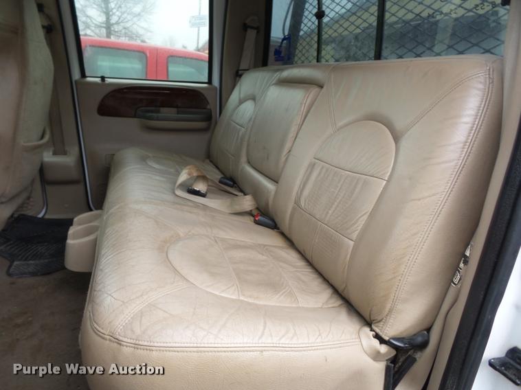 image for item J1525 2000 Ford F250 Super Duty Crew Cab pickup truck