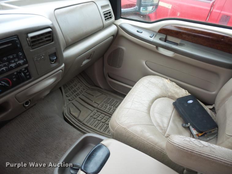 image for item J1525 2000 Ford F250 Super Duty Crew Cab pickup truck