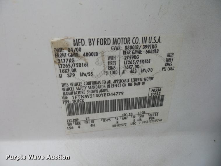 image for item J1525 2000 Ford F250 Super Duty Crew Cab pickup truck