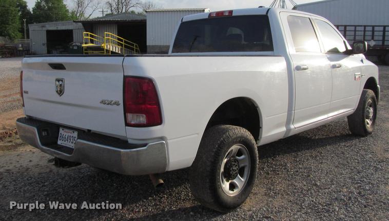 image for item J2558 2011 Dodge Ram 2500 HD Crew Cab pickup truck