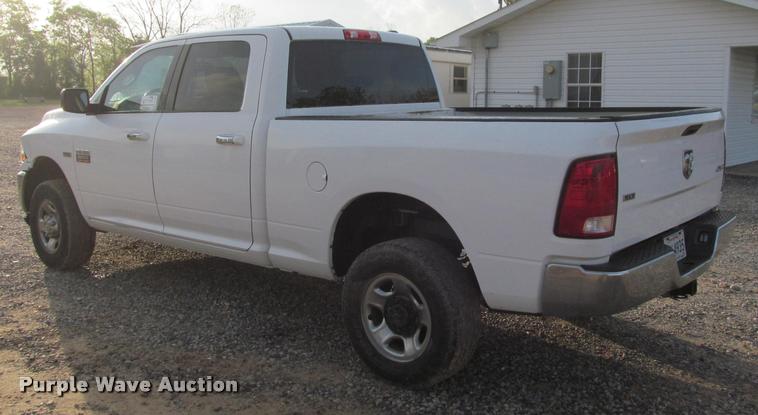 image for item J2558 2011 Dodge Ram 2500 HD Crew Cab pickup truck