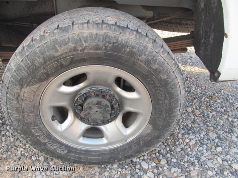 image for item J2558 2011 Dodge Ram 2500 HD Crew Cab pickup truck