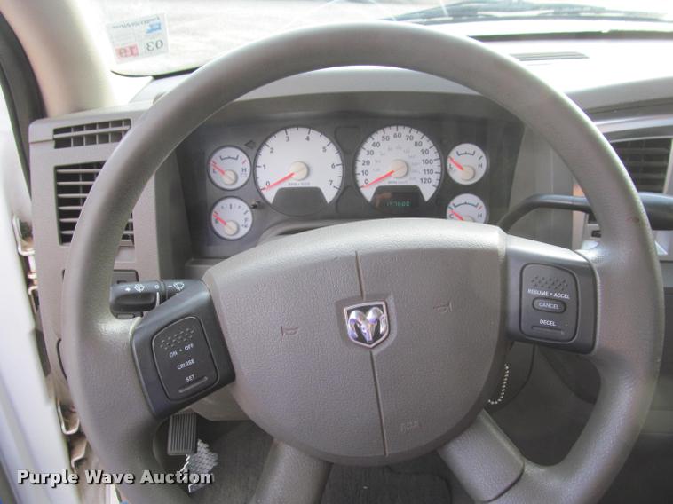 image for item J2559 2007 Dodge Ram 1500 Quad Cab pickup truck