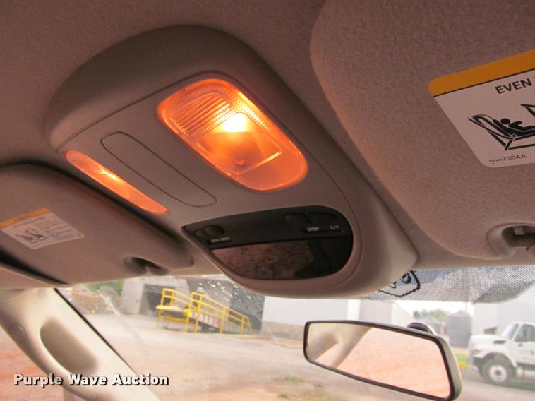 image for item J2559 2007 Dodge Ram 1500 Quad Cab pickup truck