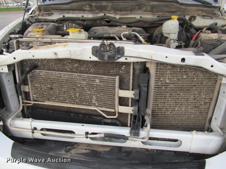 image for item J2559 2007 Dodge Ram 1500 Quad Cab pickup truck