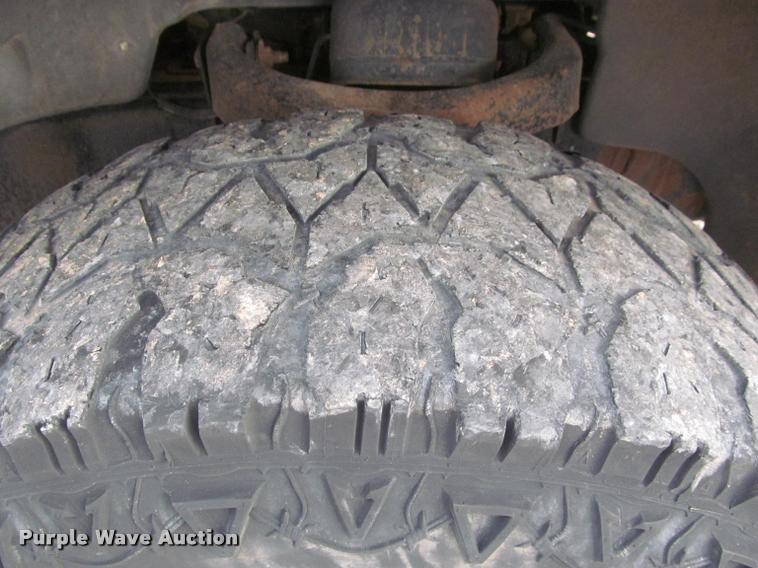 image for item J2559 2007 Dodge Ram 1500 Quad Cab pickup truck