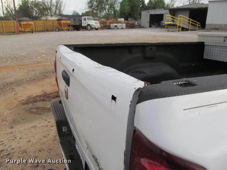 image for item J2559 2007 Dodge Ram 1500 Quad Cab pickup truck