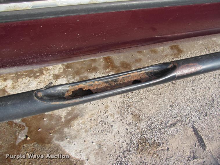 image for item J2560 2000 Ford F250 Super Duty XLT Crew Cab pickup truck