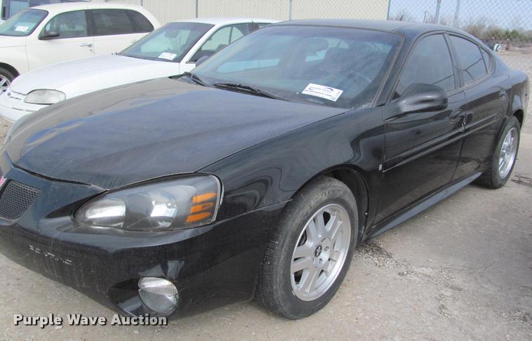 image for item J2564 2006 Pontiac Grand Prix GT