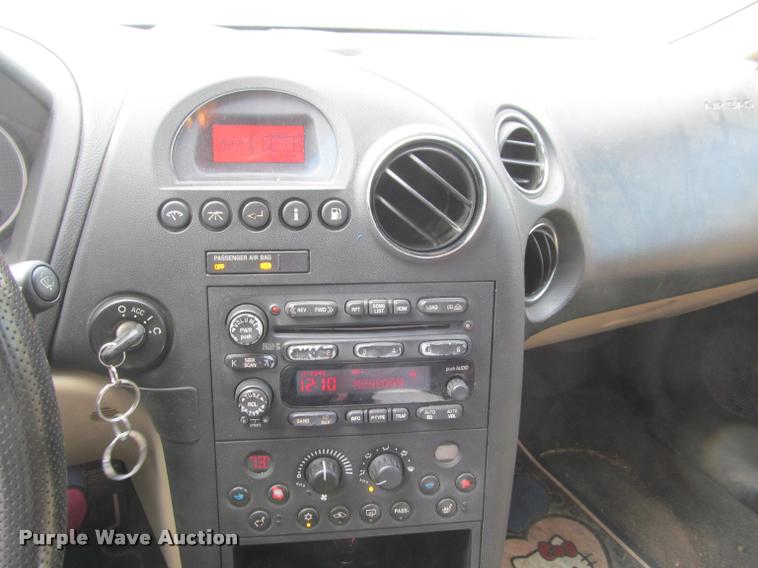 image for item J2564 2006 Pontiac Grand Prix GT